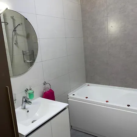 Toplic Năvodari
